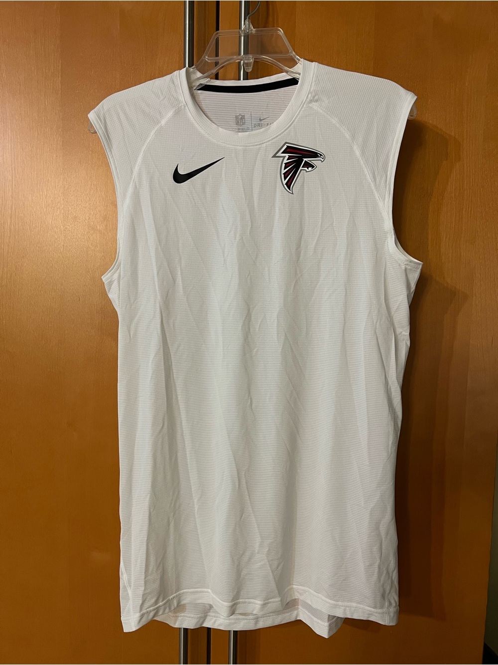 Nike Atlanta Falcons Player Issued Undershirt US L White Dri-Fit AT5074-100 NFL
